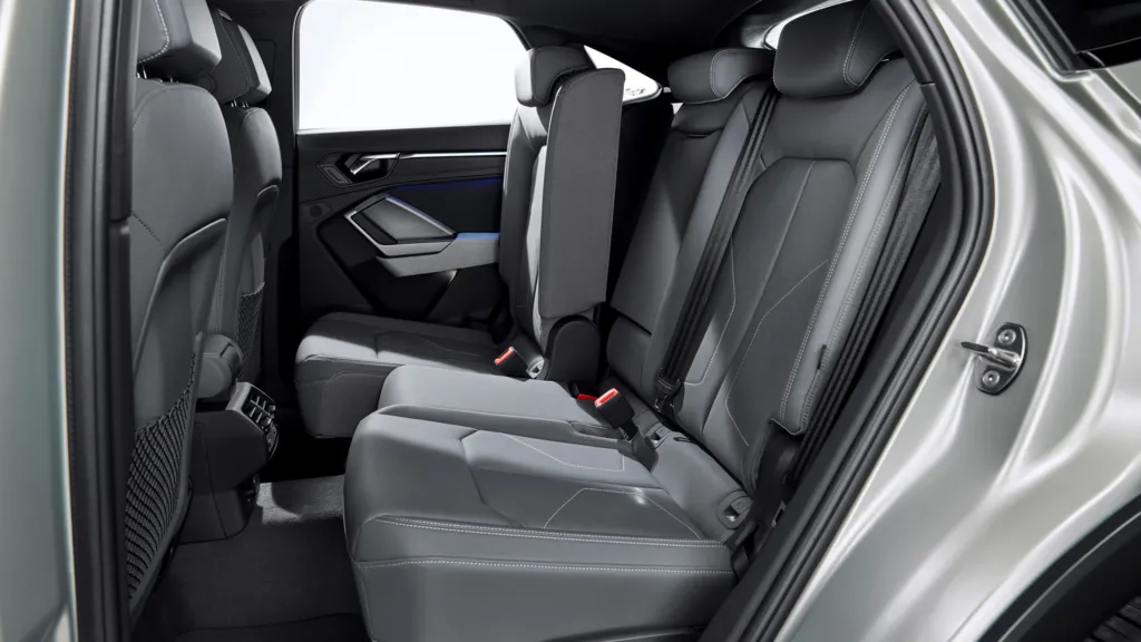 AUDI-Q3-sportback-interier.jpg
