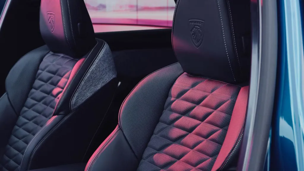 D_Showroom_3008_7_3 (1).jpg