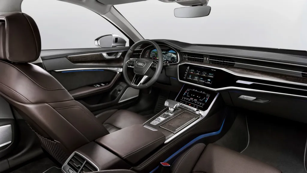 AUDI-A6-limuzina-interier.jpg