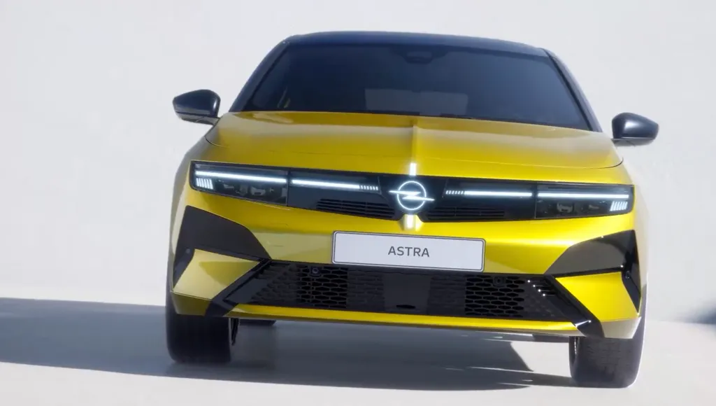 Astra celé auto.png