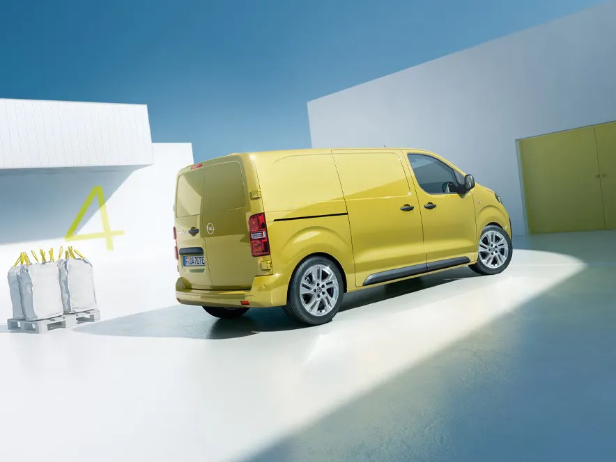 OPEL-VIVARO-MY2023-BEV_partial_safety2_4x3-ezgif.com-avif-to-jpg-converter.jpg