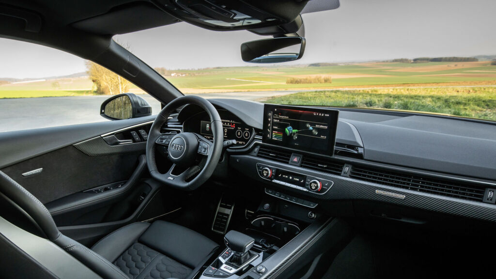 rs5-sportback-interier
