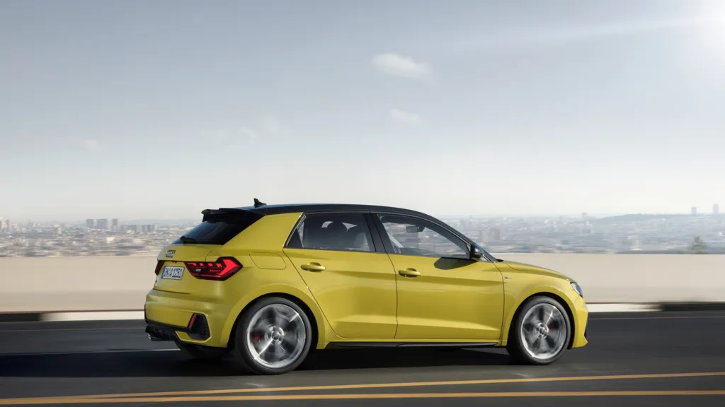 AUDI-A1-sportback-jizda.jpg