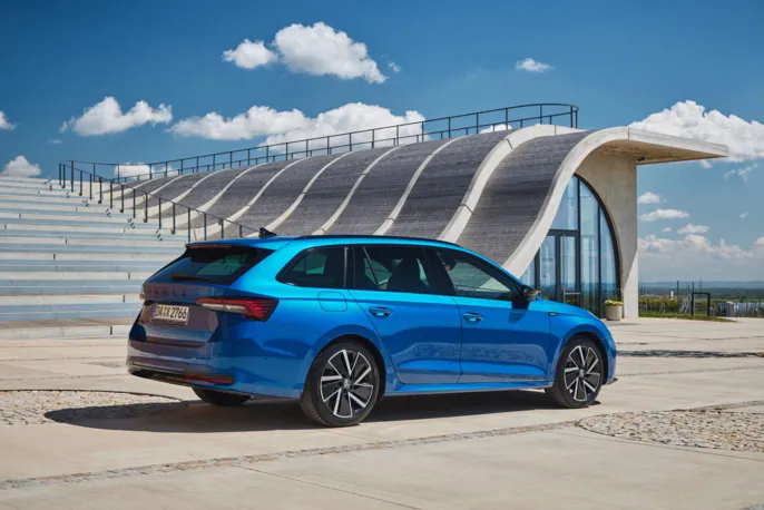 skoda_octavia_Sportline_10-min