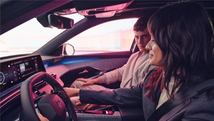 D_Showroom_3008_8_2-ezgif.com-avif-to-jpg-converter