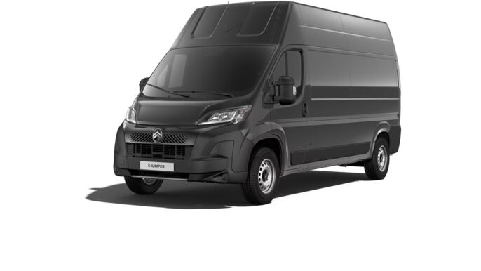 L3H3_jumper-delivery-ezgif.com-avif-to-jpg-converter