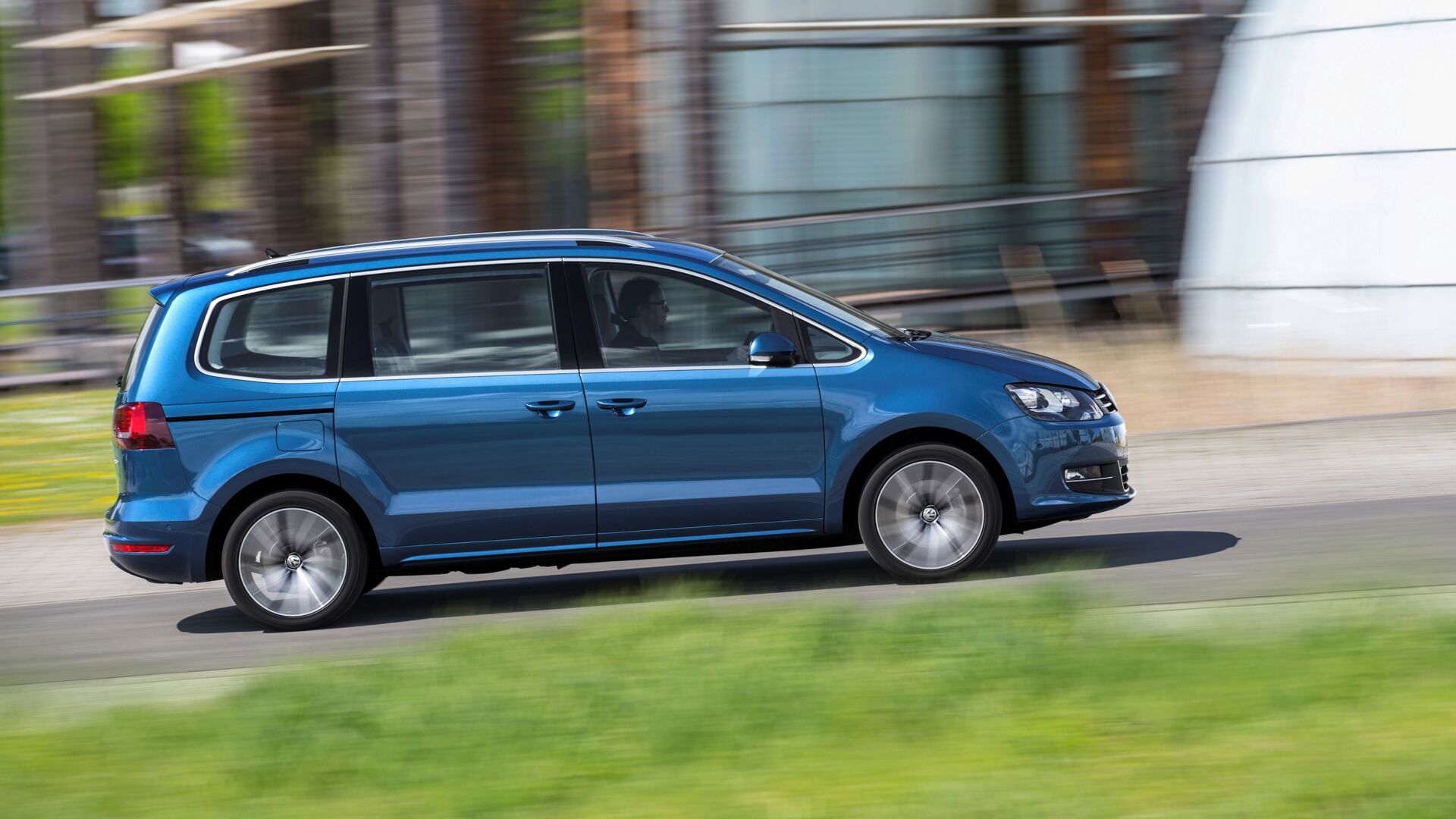 VW-Sharan-motor.jpg